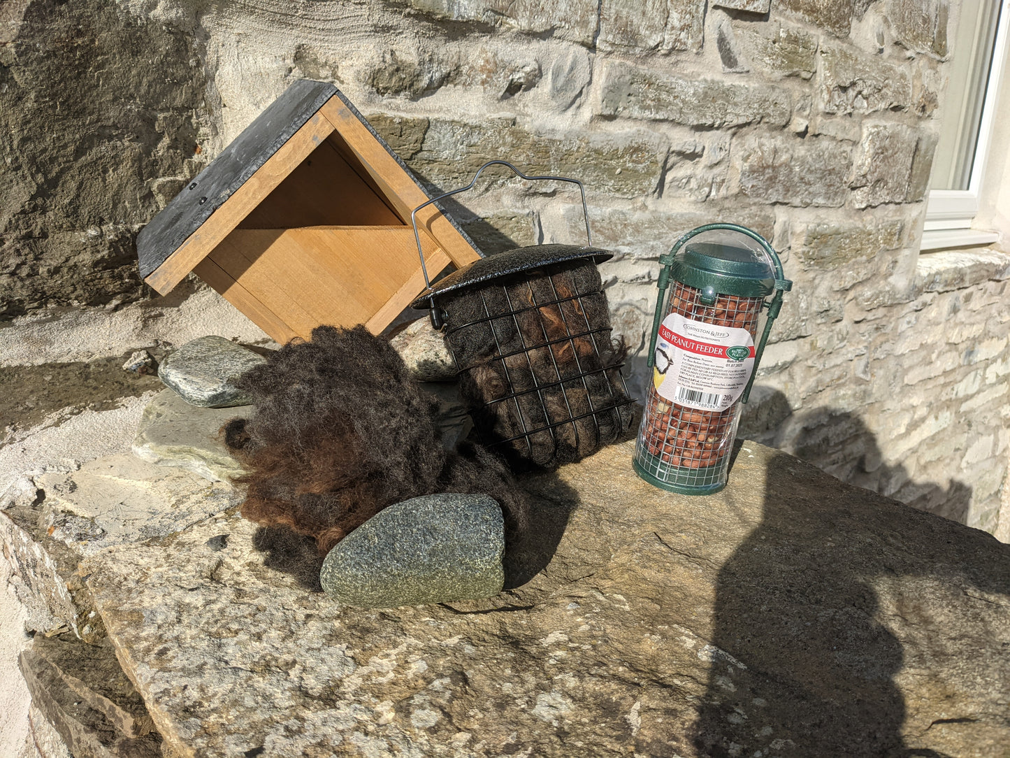 Premium Robin Nesting and Feeding Set Slate